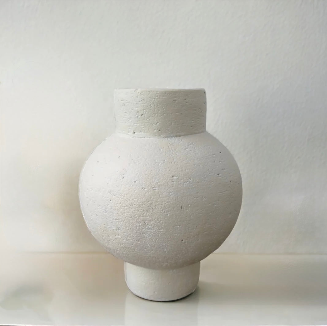 Charis Vase